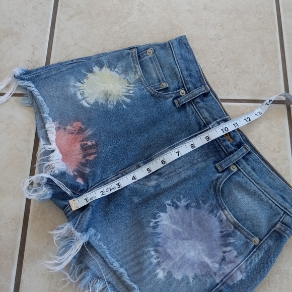 John Elliott High Waist Cut Off Shorts Japanese Denim Shibori Bloom 24 - Picture 9 of 13